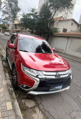 MITSUBISHI OUTLANDER 2.2 4X4 16V DIESEL 4P AUTOMÁTICO